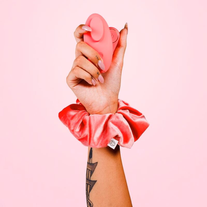 JE JOUE - ILY PANTY VIBE VIBRADOR ÍNTIMO CON CONTROL REMOTO - Imagen 8
